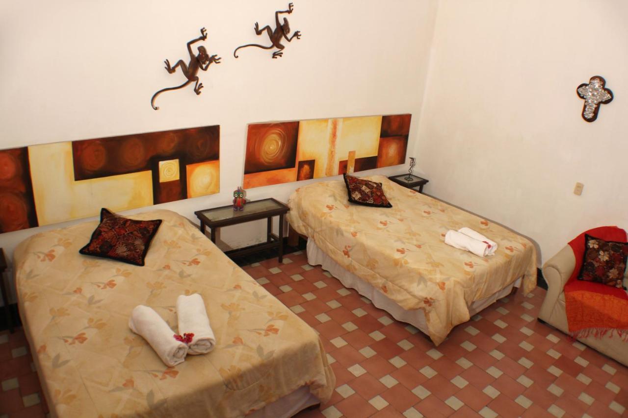 Casa Madero Rooms Cuernavaca Eksteriør bilde